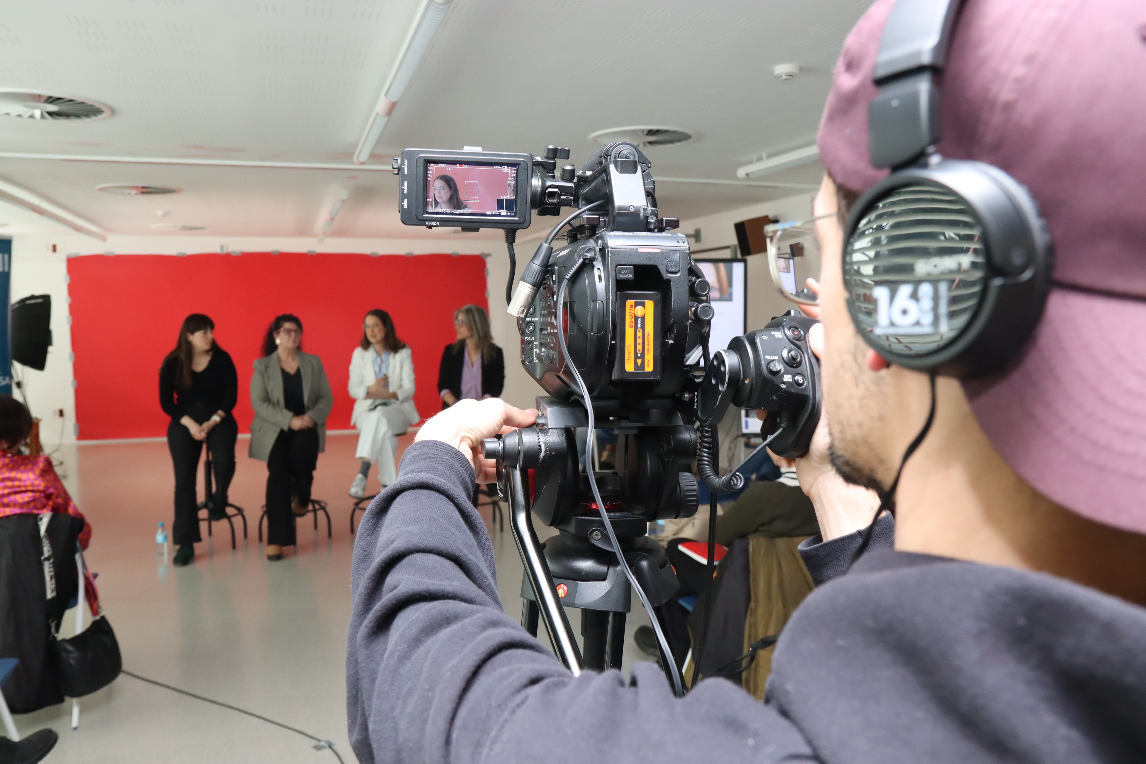 Imatge de la noticia : Acte de cloenda de la 10a Casa d’oficis de Creació i producció audiovisual de Mas Carandell